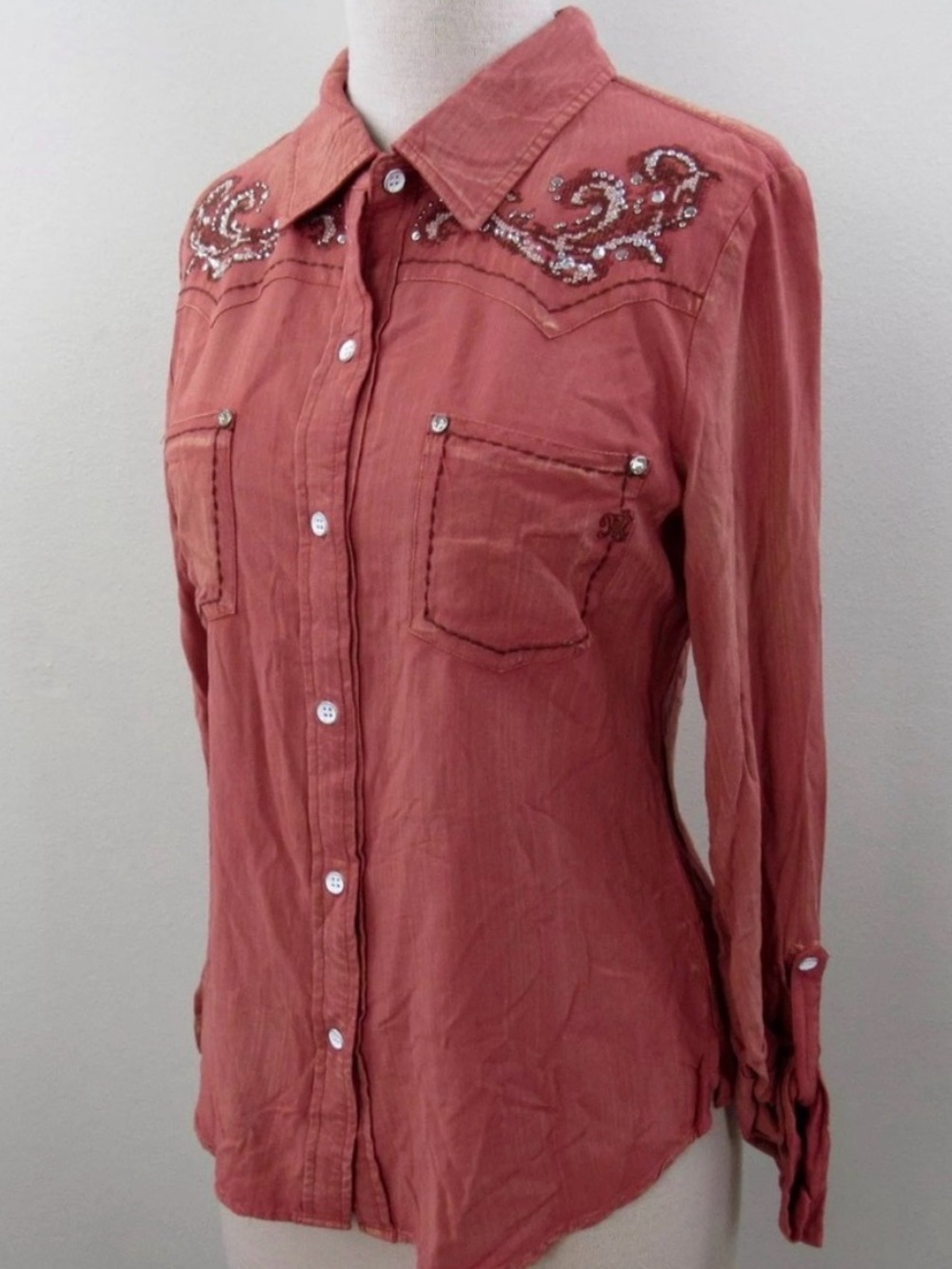 Miss Me Coral Sequin Yoke Rust Button-Down Shirt Cowgirl Size Large Western